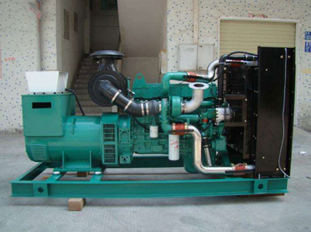 泾阳1100kw康明斯柴油发电机组图片 泾阳1100kw康明斯柴油发电机组图片